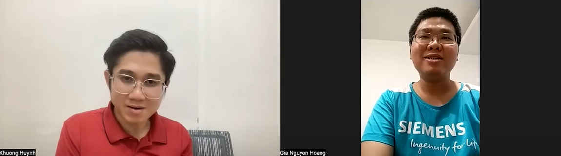 hình ảnh trò chuyện cùng học viên trong khóa Public Speaking
